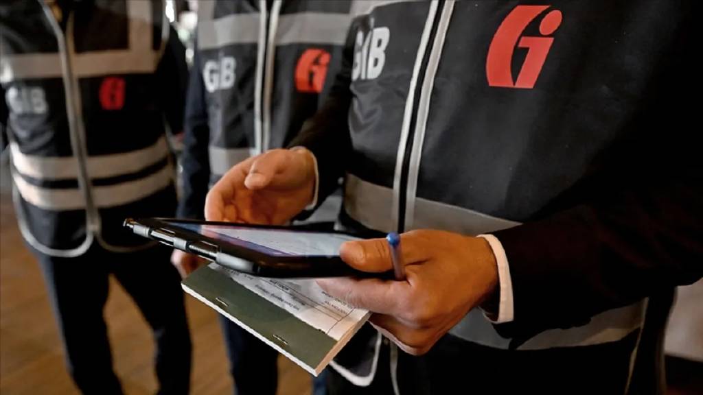 220 milyar liralık vergi ve ceza tespit etti