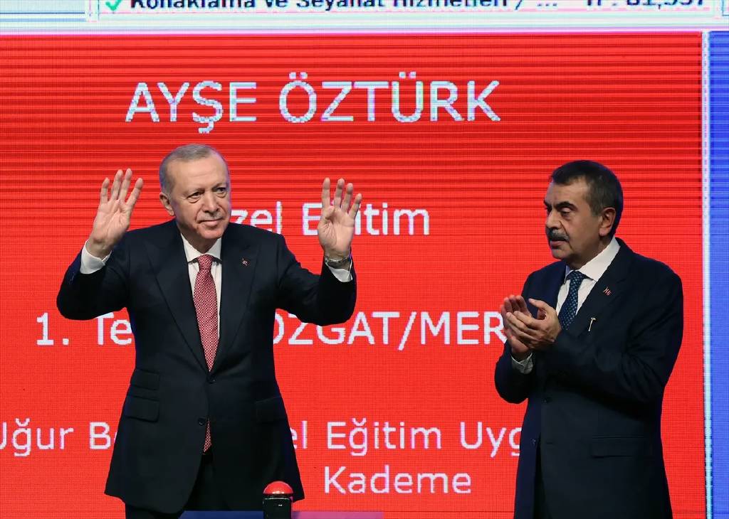 15 Bin öğretmen ataması yapıldı