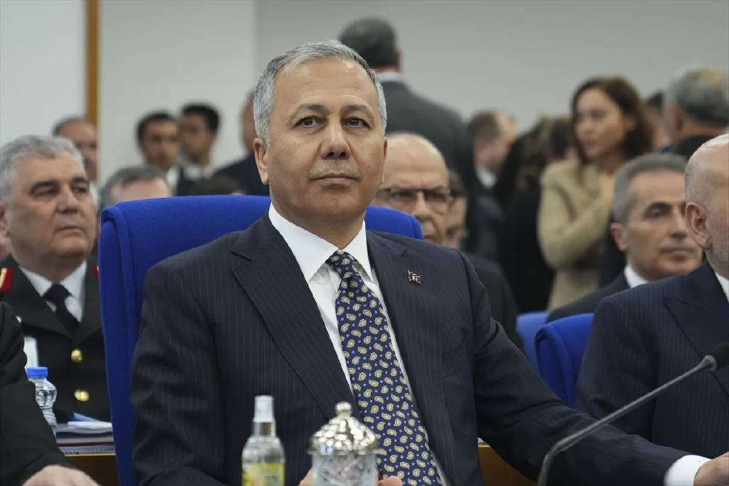 "Ülkemizde 2 milyon 381 bin Suriyeli kaldı"