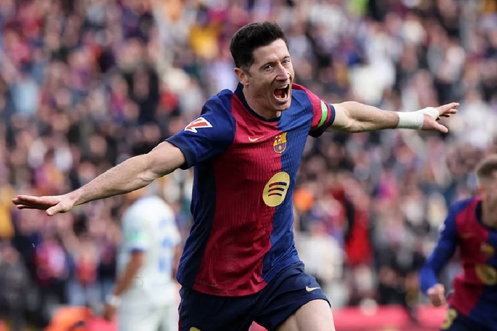 Fenerbahçe, yılın bombasına hazırlanıyor: Robert Lewandowski