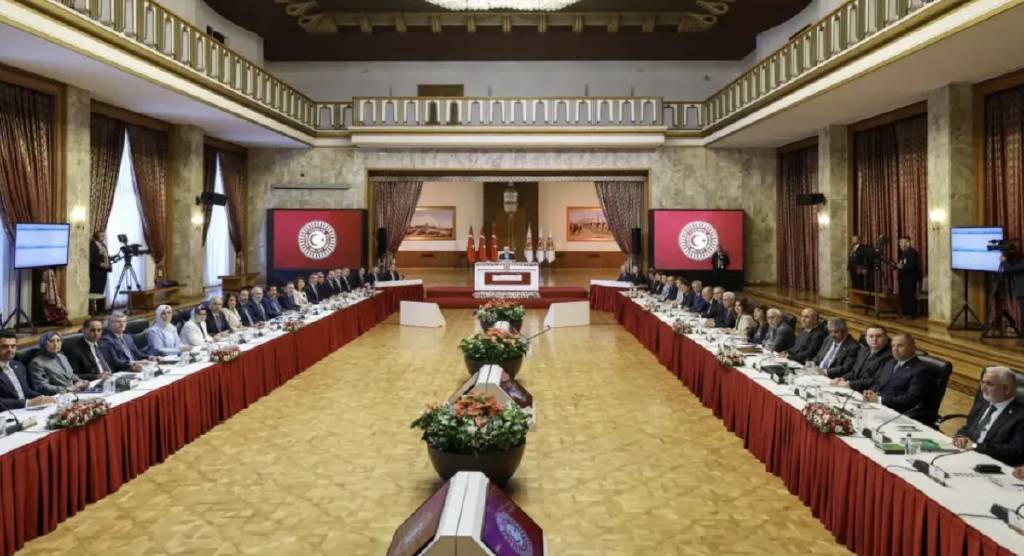 Terörsüz Türkiye raporu, TBMM'ye sunuldu