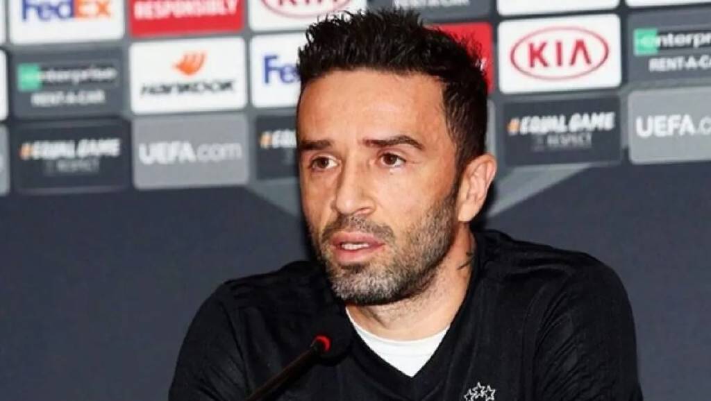 Gökhan Gönül, gözaltına alındı