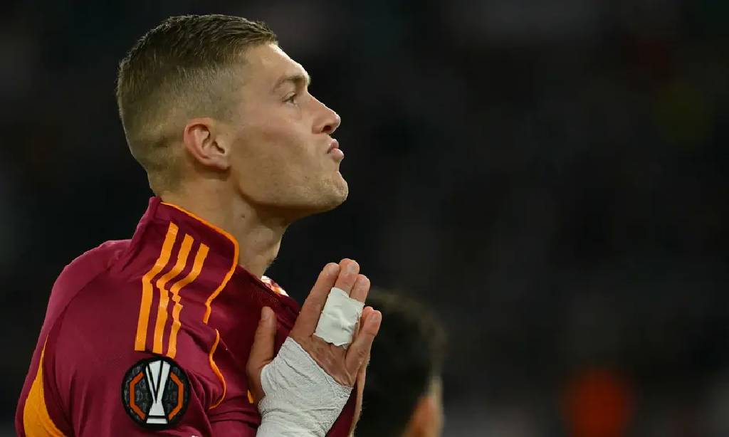  Fenerbahçe’de forvet transferi için çalışmalar hız kazandı