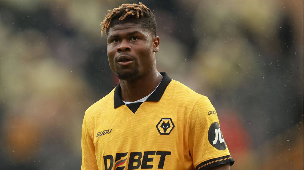 Beşiktaş'ta stoper arayışı: Emmanuel Agbadou