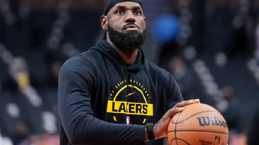 Doncic ve Lebron, Lakers'ı zafere taşımaya devam ediyor