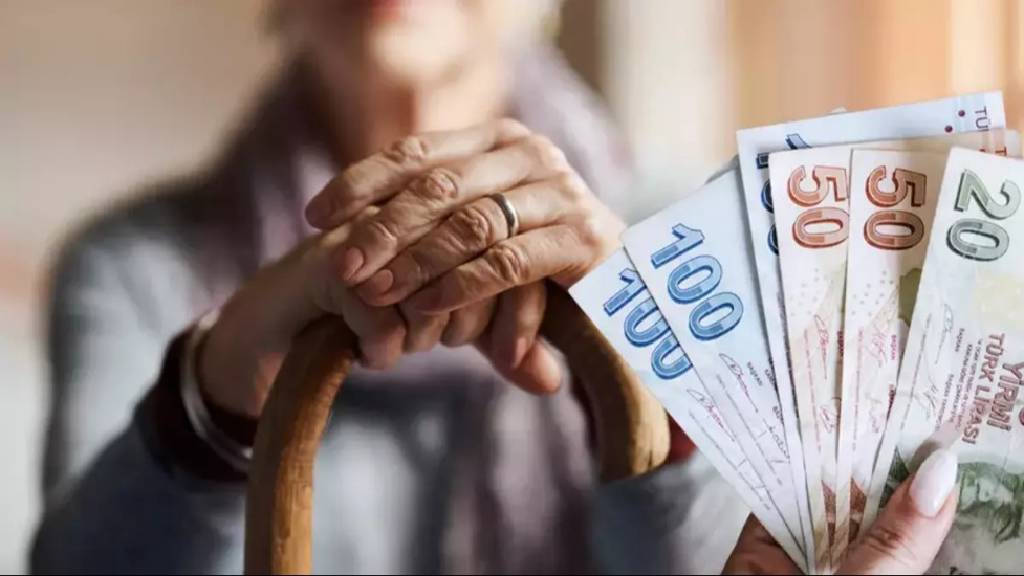 16 milyon emekli faydalanacak! Bayram ikramiyesi ve promosyonlar ne kadar artacak?