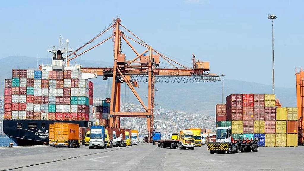 Ocak ayında dış ticaret açığı yükseldi