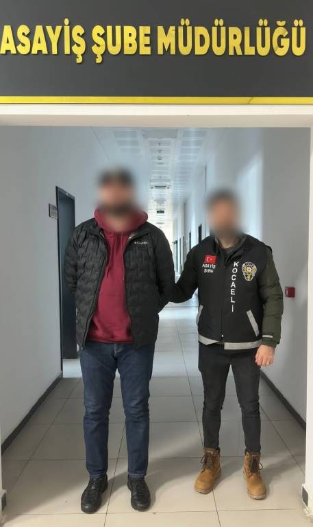 Kırmızı bültenle aranıyordu, Kocaeli'de yakalandı