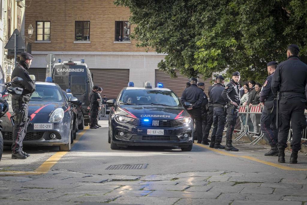 İtalya’da Sicilya mafyasına operasyon: 181 gözaltı