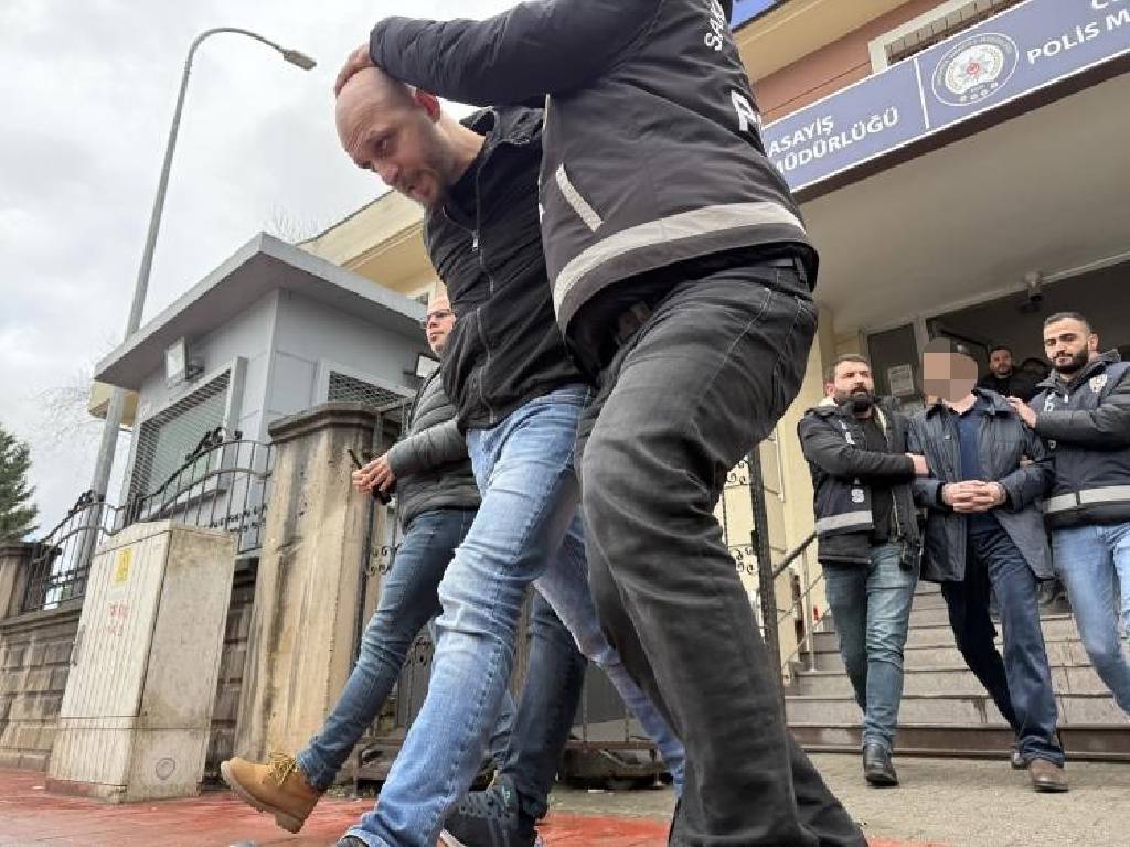 Sakarya'da, 21 yaşındaki gencin katili tutuklandı