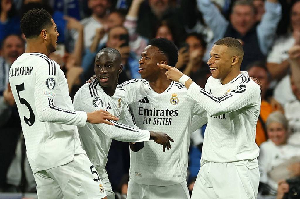 Mbappe, Manchester City'i sahadan sildi