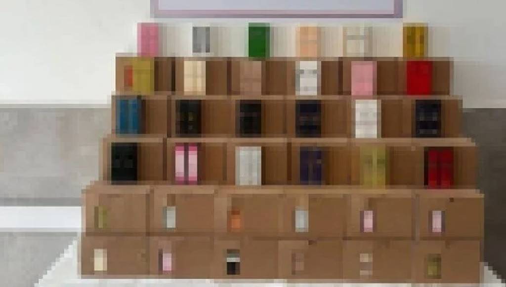 Kayseri'de tonlarca sahte parfüm ve deterjan ele geçirildi
