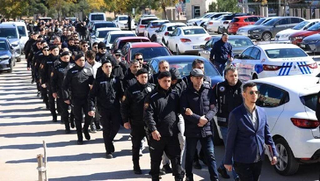 Maydonoz Döner'e FETÖ soruşturması! Adliyeye sevk edildiler...