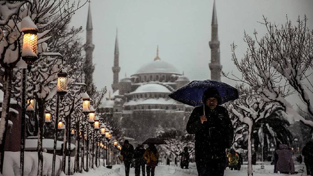 Sibirya soğuğu ve kar kapıda! İstanbul için kritik uyarı...