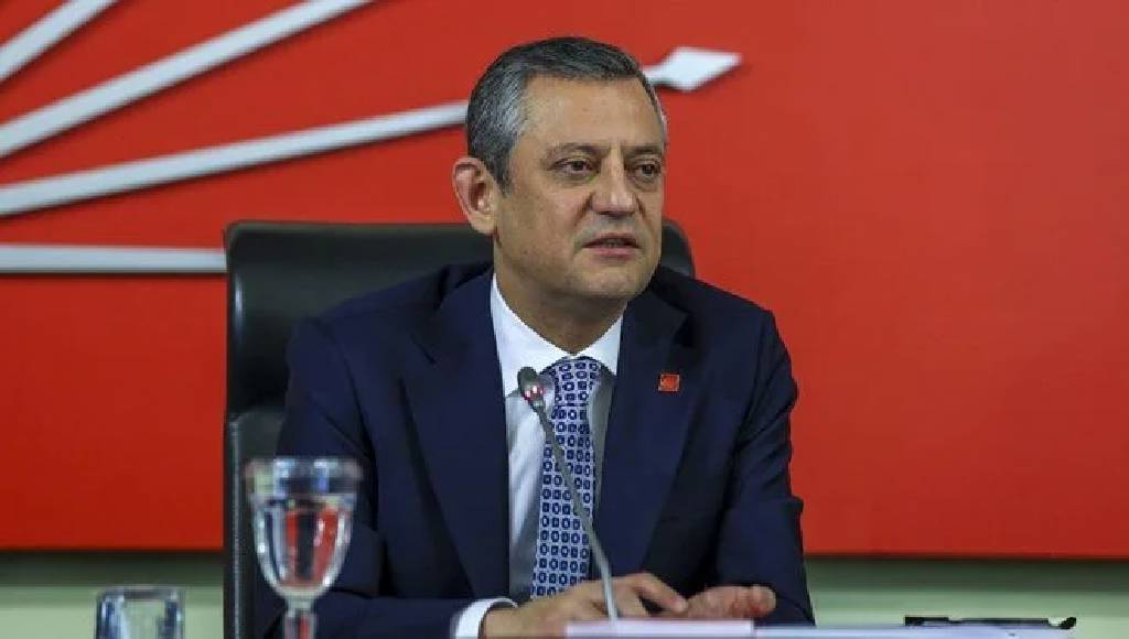 Özgür Özel'den "Ayağını denk al" diyen Erdoğan'a yanıt