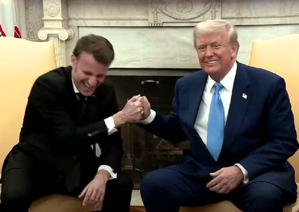 Trump ve Macron, Beyaz Saray'da! ‘Akıllı davranırsak, Rusya-Ukrayna Savaşı biter’