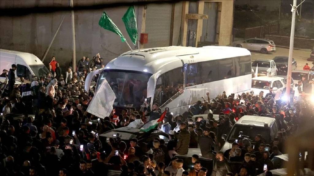 Hamas açıkladı! İsrail yarın 602 Filistinliyi serbest bırakacak
