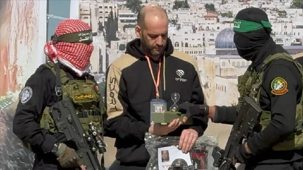 Hamas, yarın serbest bırakacağı 6 İsrailli esirin ismini açıkladı
