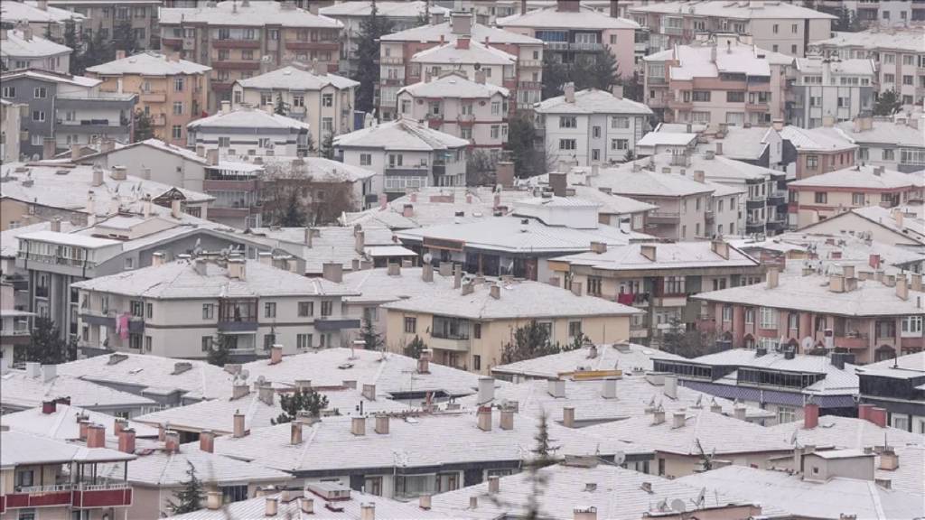 Ankara'da termometreler eksi 7 dereceyi gördü!