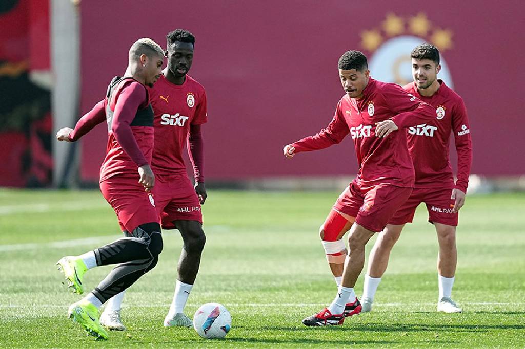 Galatasaray, Alanyaspor kamp kadrosunu açıkladı