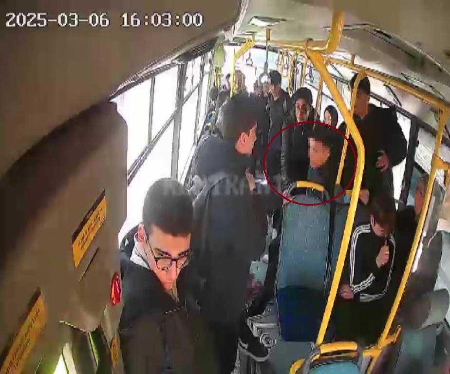 Kocaeli'de 2 lise öğrencisi, birbirini bıçakladı