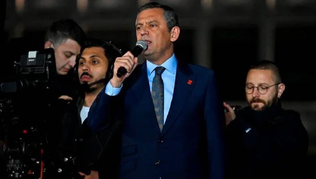 Özgür Özel bugün İmamoğlu'nu ziyaret edecek