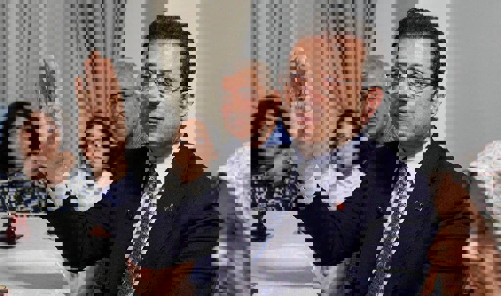 Diploma iptali kararı sonrası: Ekrem İmamoğlu iftar sofrasından seslendi! 'Ben kendimi milletime emanet ediyorum'