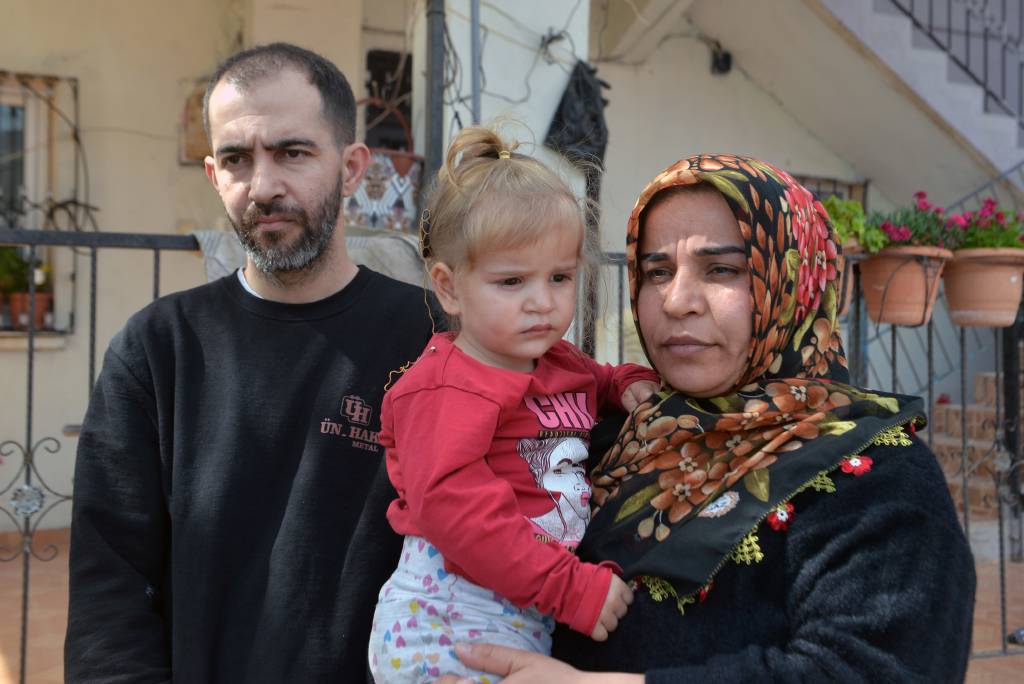 3 yaşındaki işitme engelli Kübra'nın biyonik kulağını çalındı