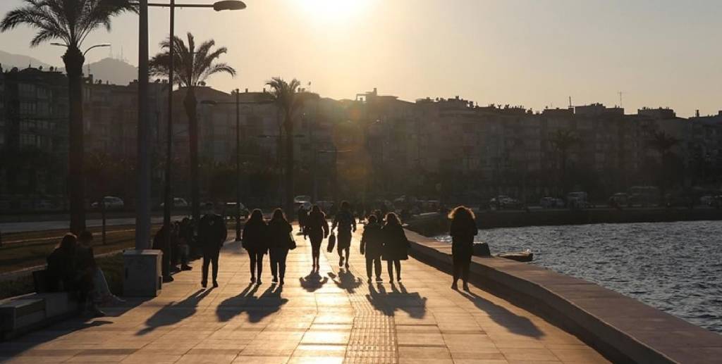 Hafta sonu yurt genelinde yağış beklenmiyor… Sıcaklıklar 4-8 derece artacak!