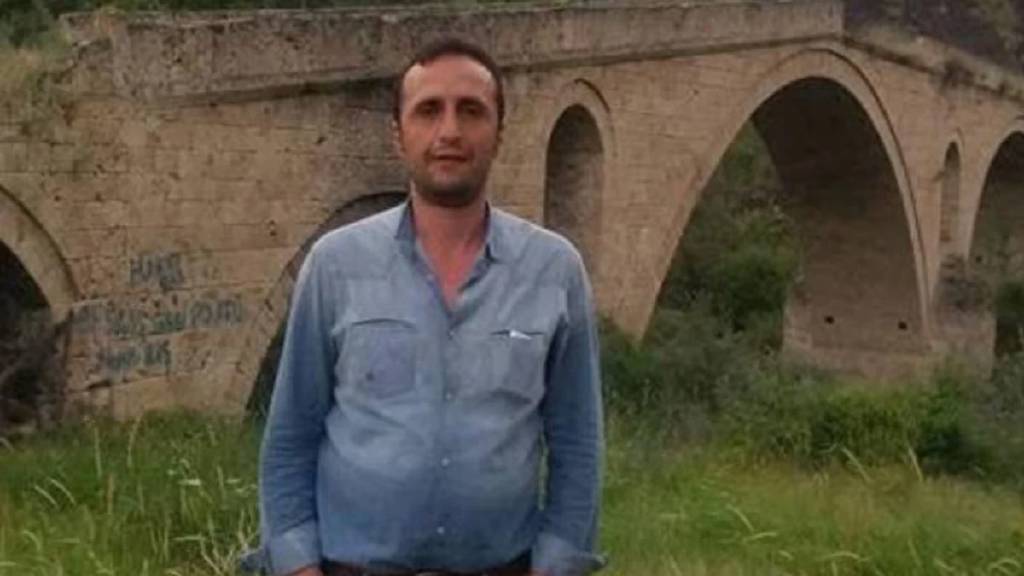 Karabük'te kahreden olay! Yediği simit sonu oldu...