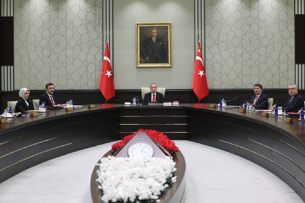 Cumhurbaşkanı Erdoğan duyurdu! Bayram tatili, 9 gün oldu...