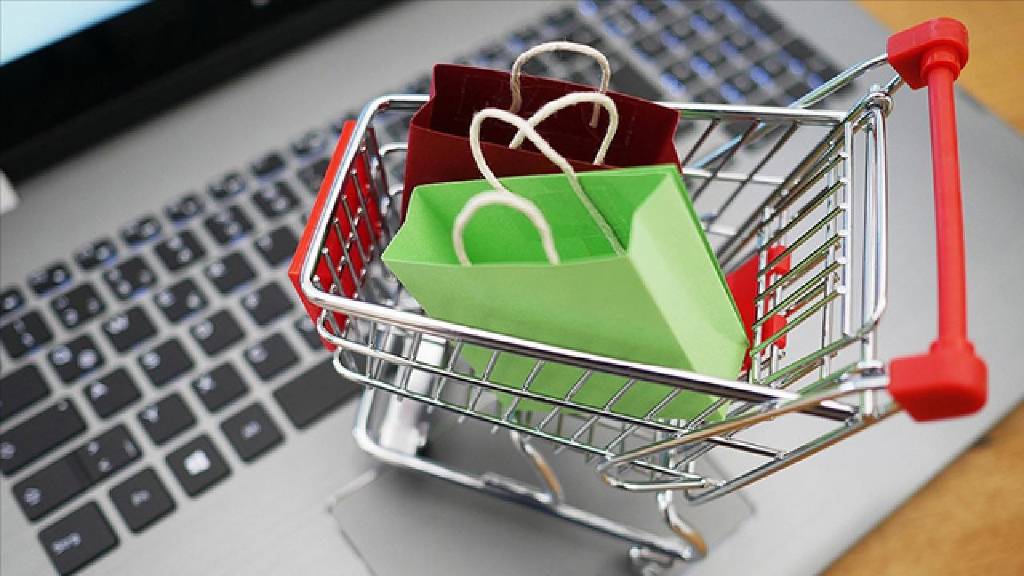 Bakanlık duyurdu! İnternet alışverişinde yeni dönem: Yarın başlıyor!