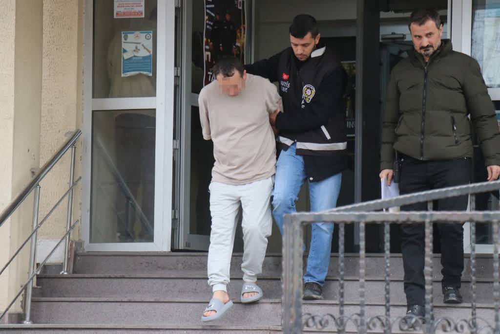 Sakarya'da, 5 kişinin öldüğü olayda 3 şüpheli daha tutuklandı…