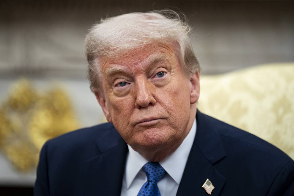 Trump’tan İran’a gözdağı! ‘Anlaşma yapamazsak, oldukça istekli bir şekilde savaşa girebilirim’