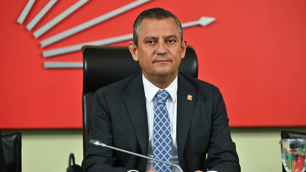 Özgür Özel boykot listesine bir yenisini daha ekledi: Otomobil markaları