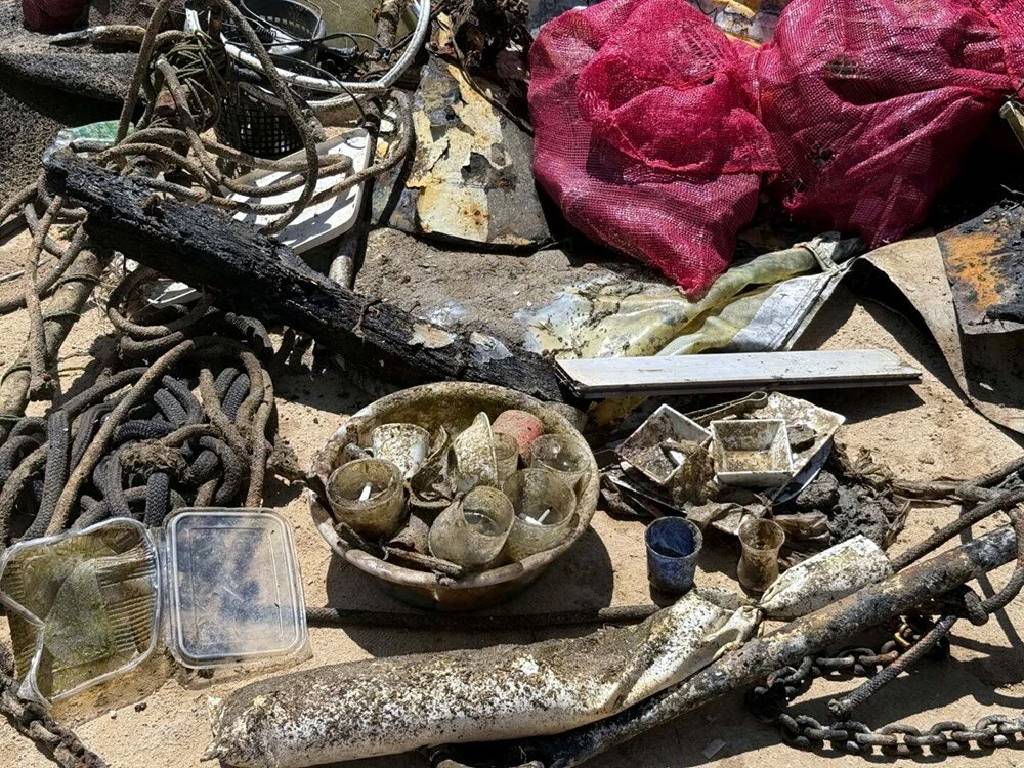 Bodrum'da tarihi antik kentin sularından 2 ton çöp çıktı