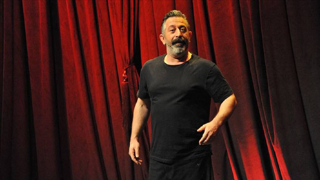 Cem Yılmaz baskılara dayanamadı: X hesabını kapattı