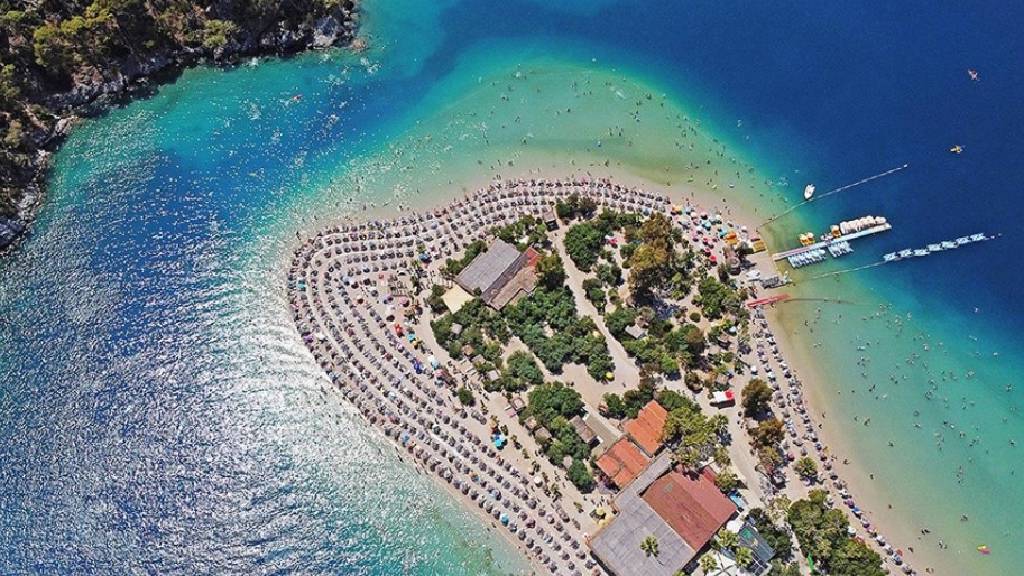 Turizm geliri, geçen yılın aynı çeyreğine göre yüzde 5,6 arttı…