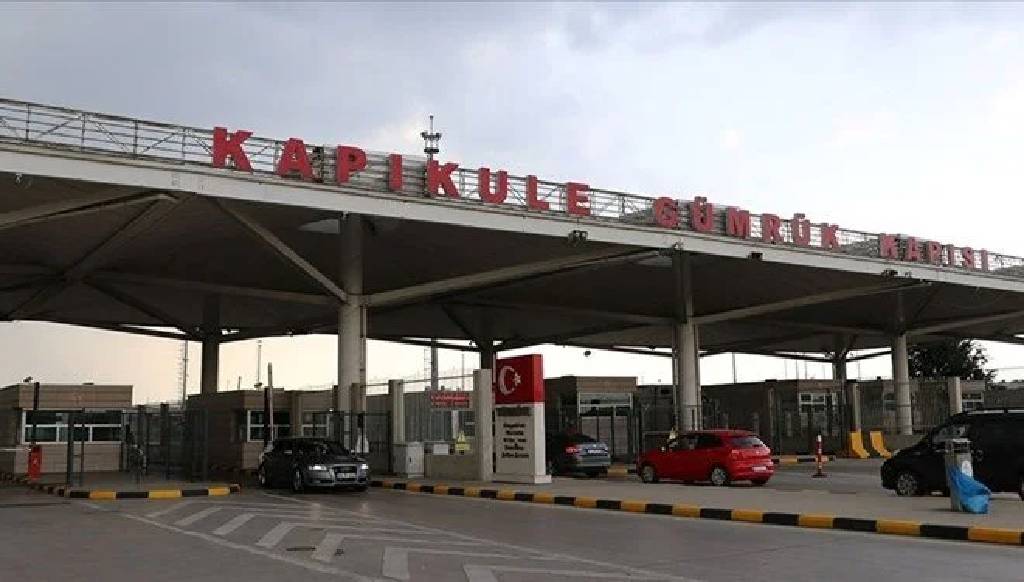Kapıkule'de rüşvet operasyonu! 38 gümrük memuru gözaltında