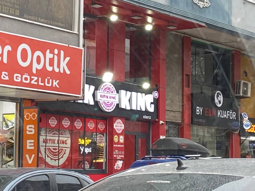Körfez'de yedikleri döner sebebiyle hastaneye başvuranların sayısı 300'ü geçti! Soruşturma başlatıldı…