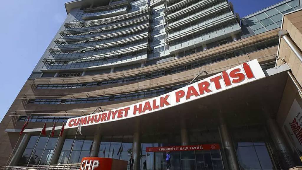 CHP'li Kemalpaşa Belediyesine "usulsüzlük" operasyonu!