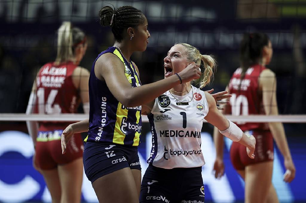 Fenerbahçe Medicana, finale yükselen taraf oldu