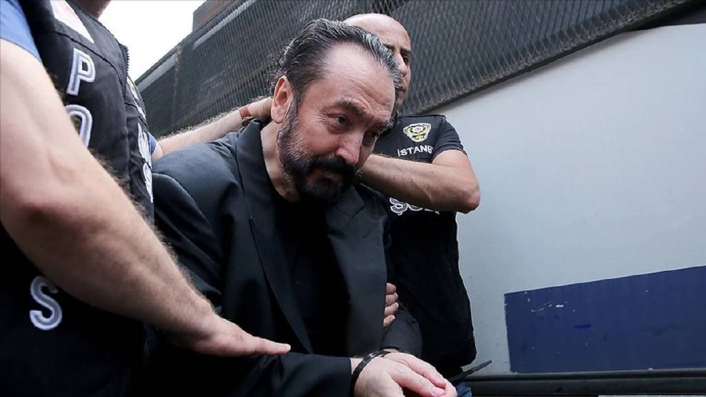 İBB'ye yönelik soruşturmada Adnan Oktar detayı
