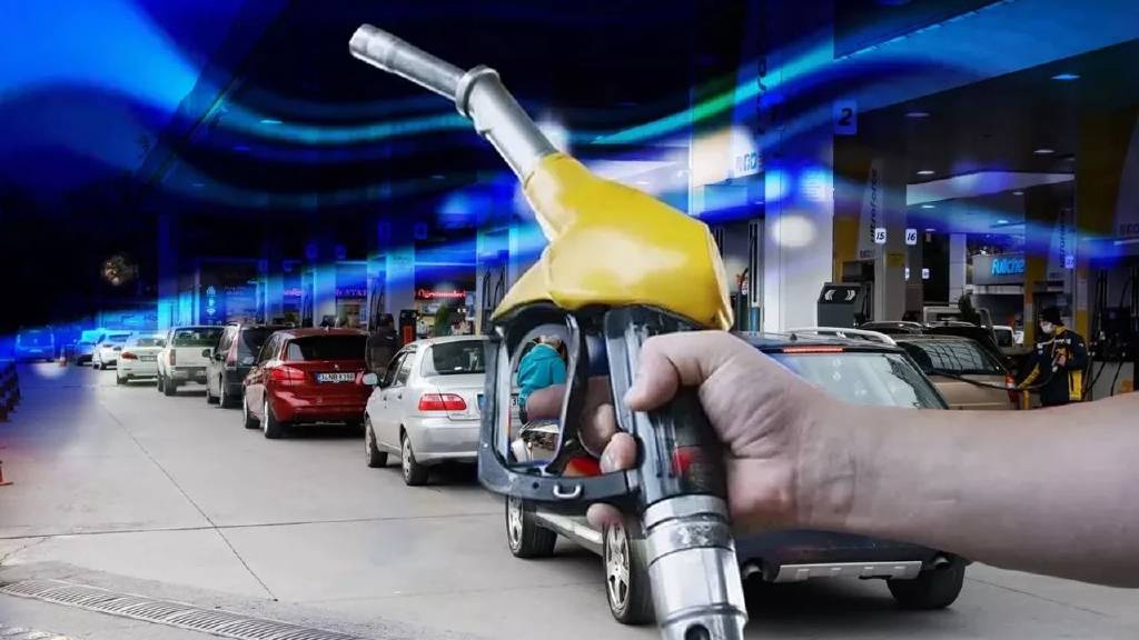 Motorine zam geldi! Akaryakıt tabelası tekrar değişti...
