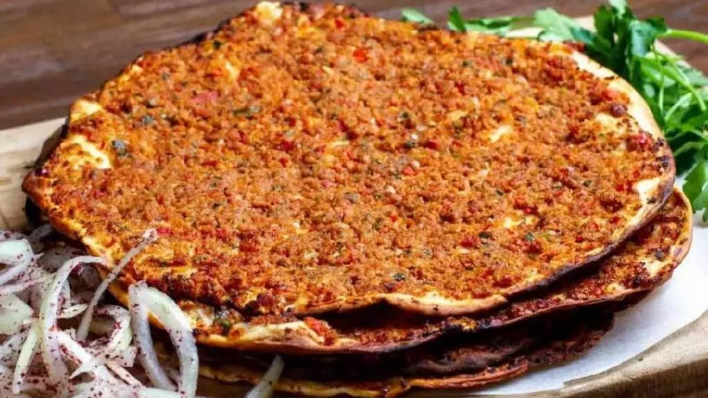 Sultangazi’de skandal: Lahmacunda kıyma yerine kalp eti