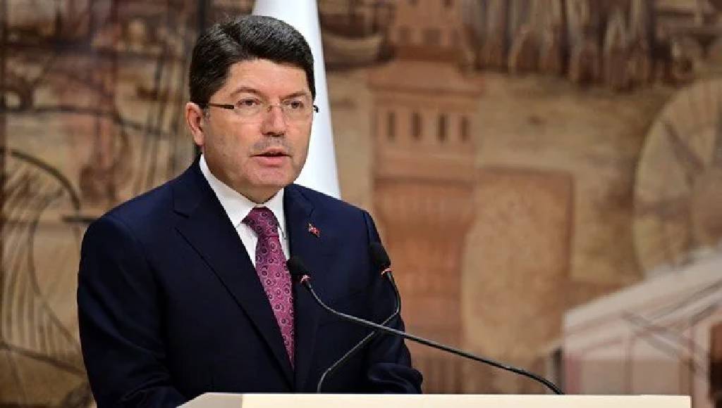 Ankara'da kritik görüşme: DEM heyeti Bakan Tunç'la görüşüyor