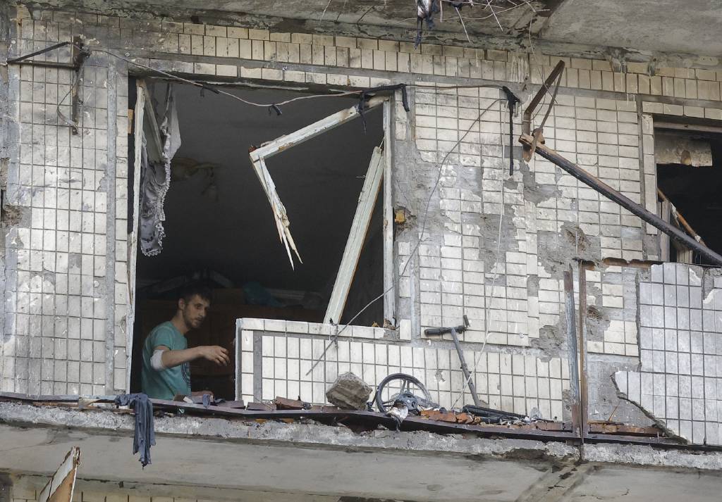 Rus ordusundan Kiev'e saldırı: 15 yaralı