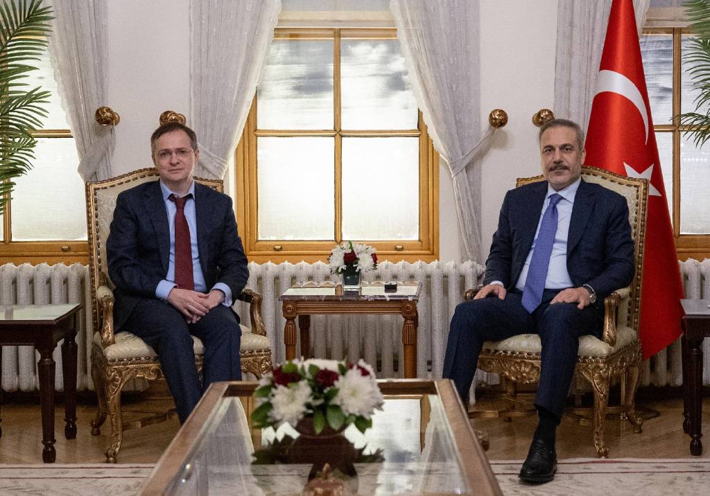 Barış masası... ABD, Rusya ve Ukrayna heyetleri yarın İstanbul’da olacak