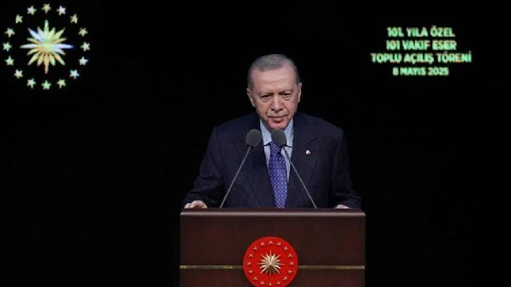 Cumhurbaşkanı Erdoğan: "Vakıflar, gençlerin yuva kurmasına destek olmalı"