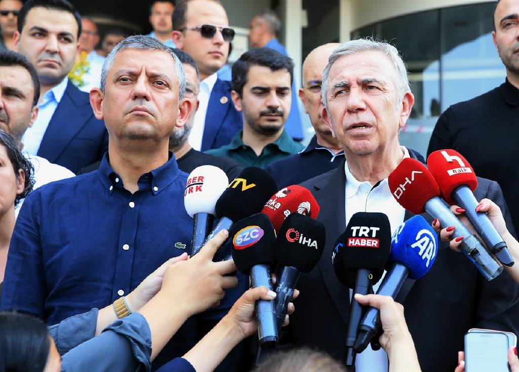 Ferdi Zeyrek için WhatsApp grubu kuruldu… Deneyimli hekimler süreci takip ediyor!